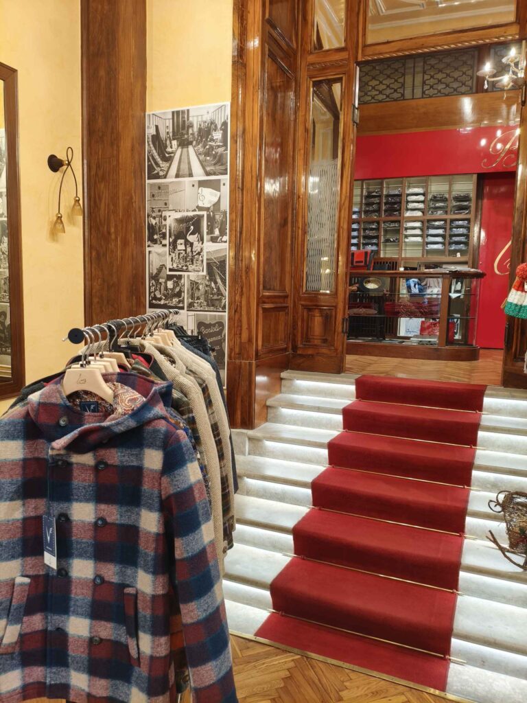 Interno Ditta Bartoli Via Archivio, 3, 63100 Ascoli Piceno, AP