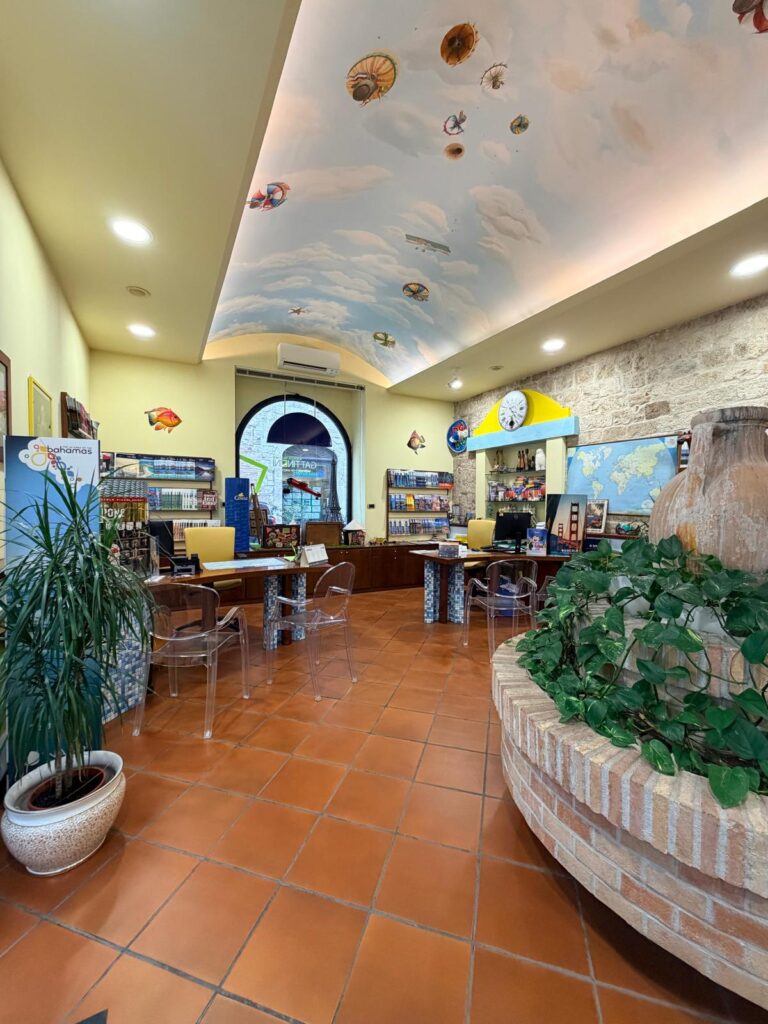 Interno del negozio Vi.Re. Viaggi srl Via d'Ancaria, 2, 63100 Ascoli Piceno, AP
